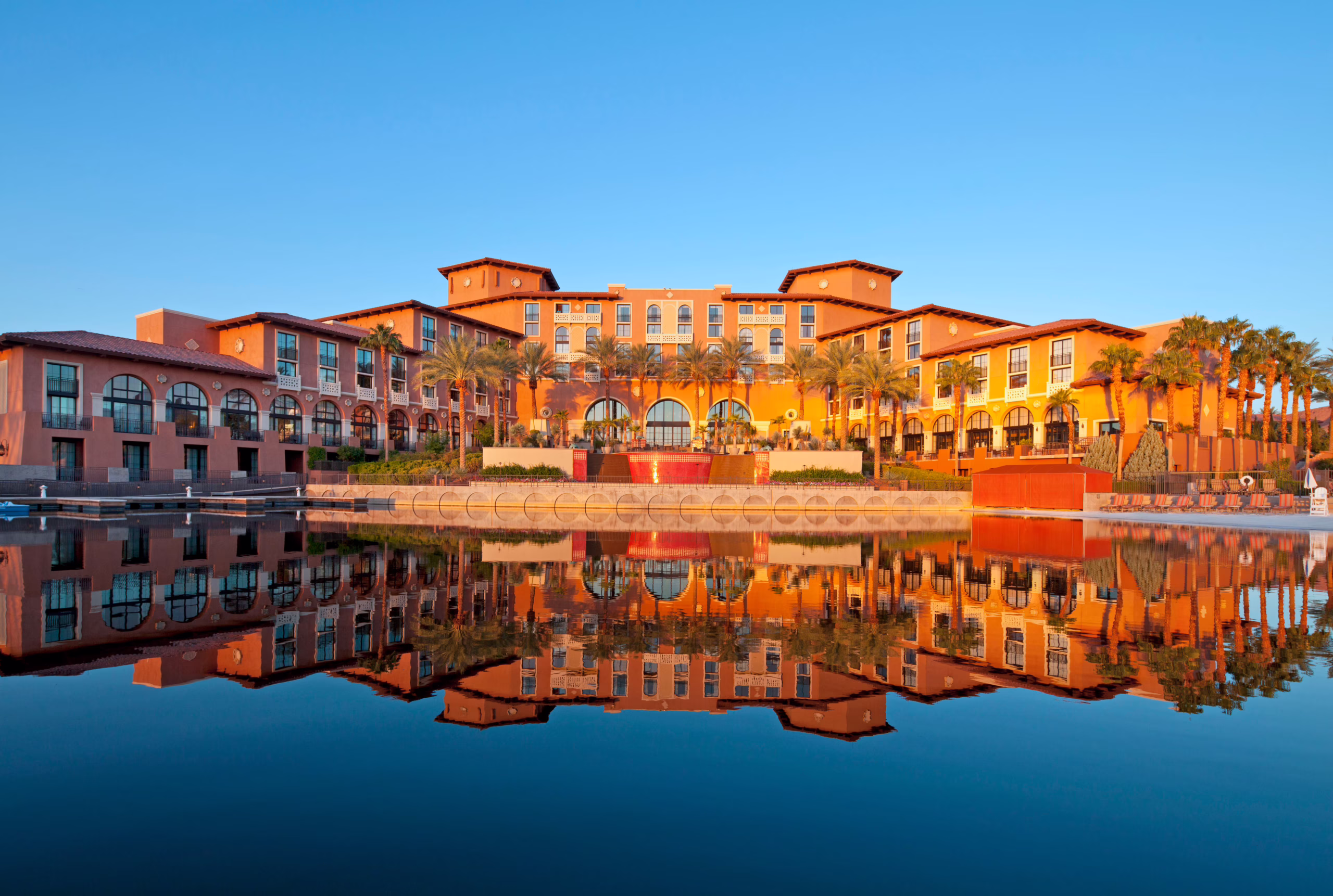 wi-laswi-resort-exterior-34836